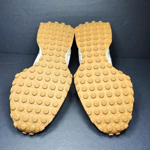 New Balance Men's 327 Casual Beige Sneakers Nimbus Cloud/Gum Shoes Size 11 - Picture 10 of 11